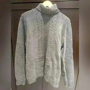 Strellson Mens Turtleneck Sweater Gray Merino Wool  Size XL great condition